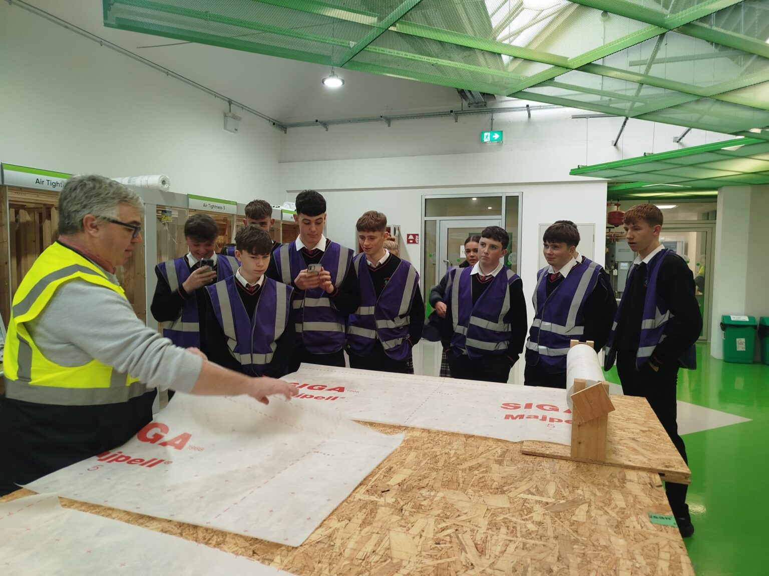Construction Studies & Woodwork Projects – Hazelwood College